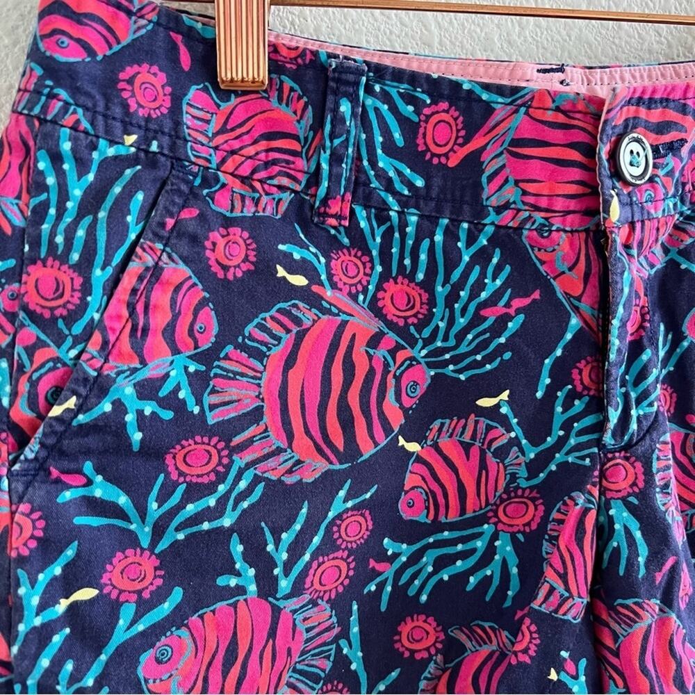 Lilly Pulitzer Callahan Shorts Navy Jammin' Fish Tropical Playful 0 - Picture 3 of 6